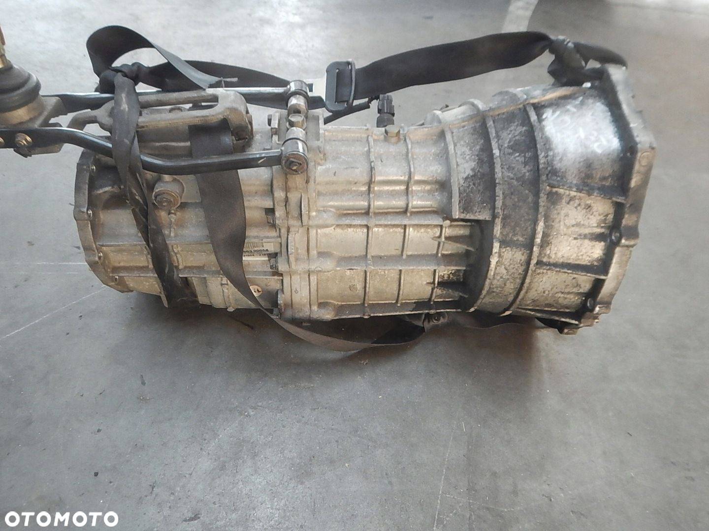 SKRZYNIA BIEGOW REXTON 2.7 XDI G31020 21015 - 4