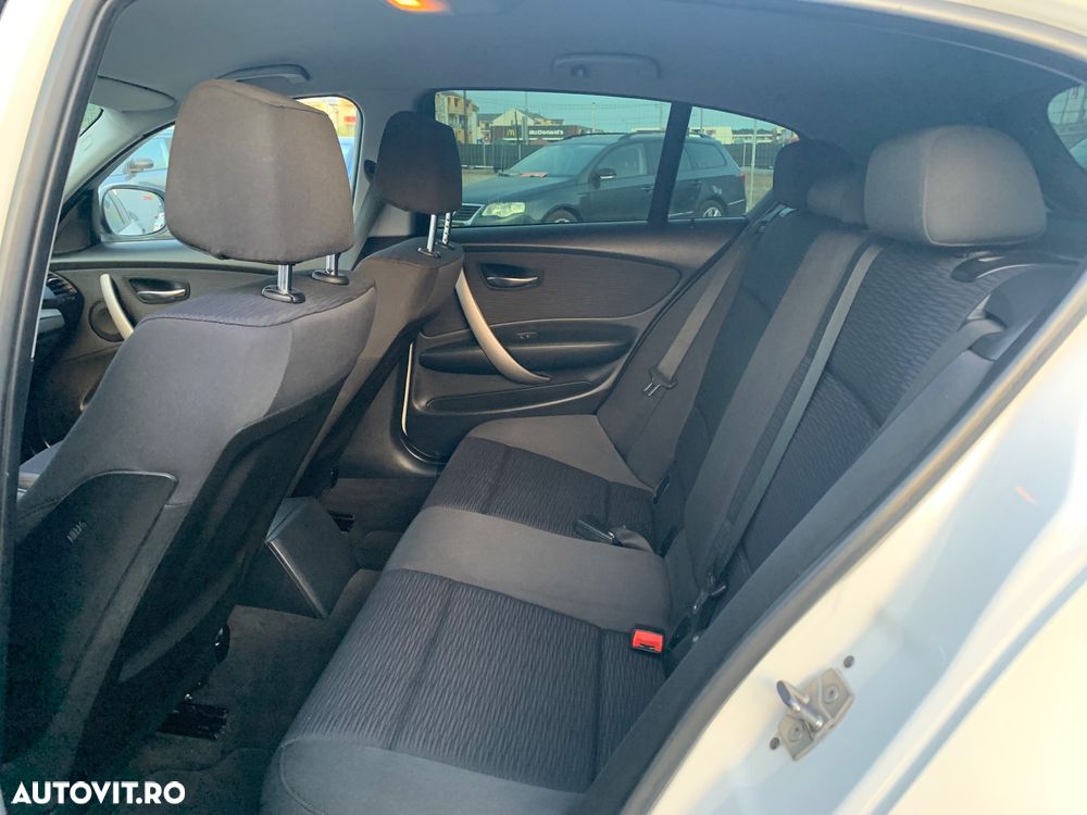 BMW Seria 1 118d - 5