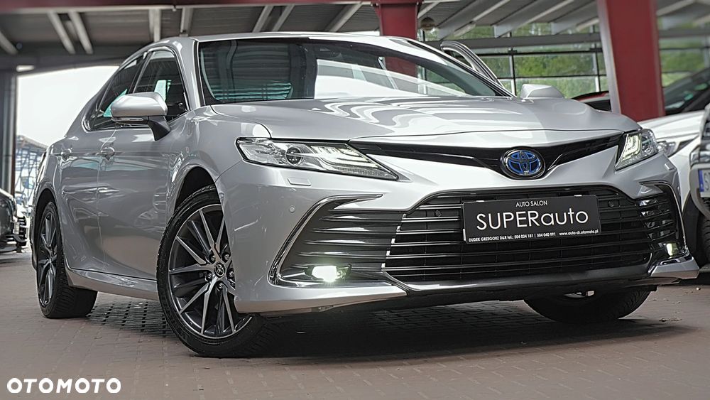 Toyota Camry 2.5 Hybrid Executive CVT - 1