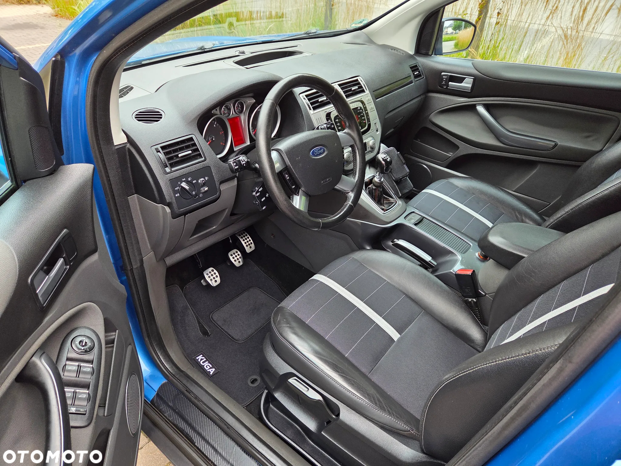 Ford Kuga 2.0 TDCi 4x4 Titanium - 15