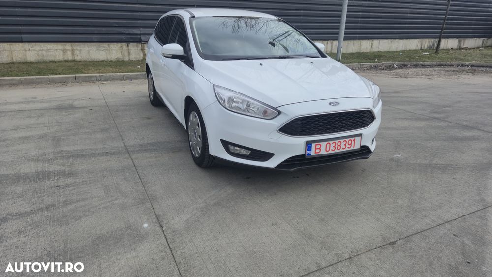 Ford Focus 1.5 TDCi DPF Start-Stopp-System Business - 8
