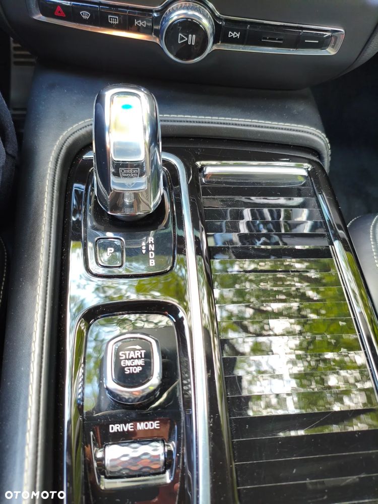 Volvo S60 T8 Recharge AWD Geartronic RDesign - 13