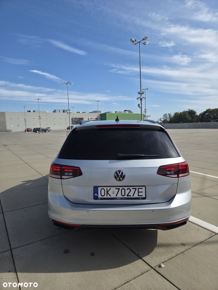 Volkswagen Passat 2.0 TDI SCR DSG Business - 12