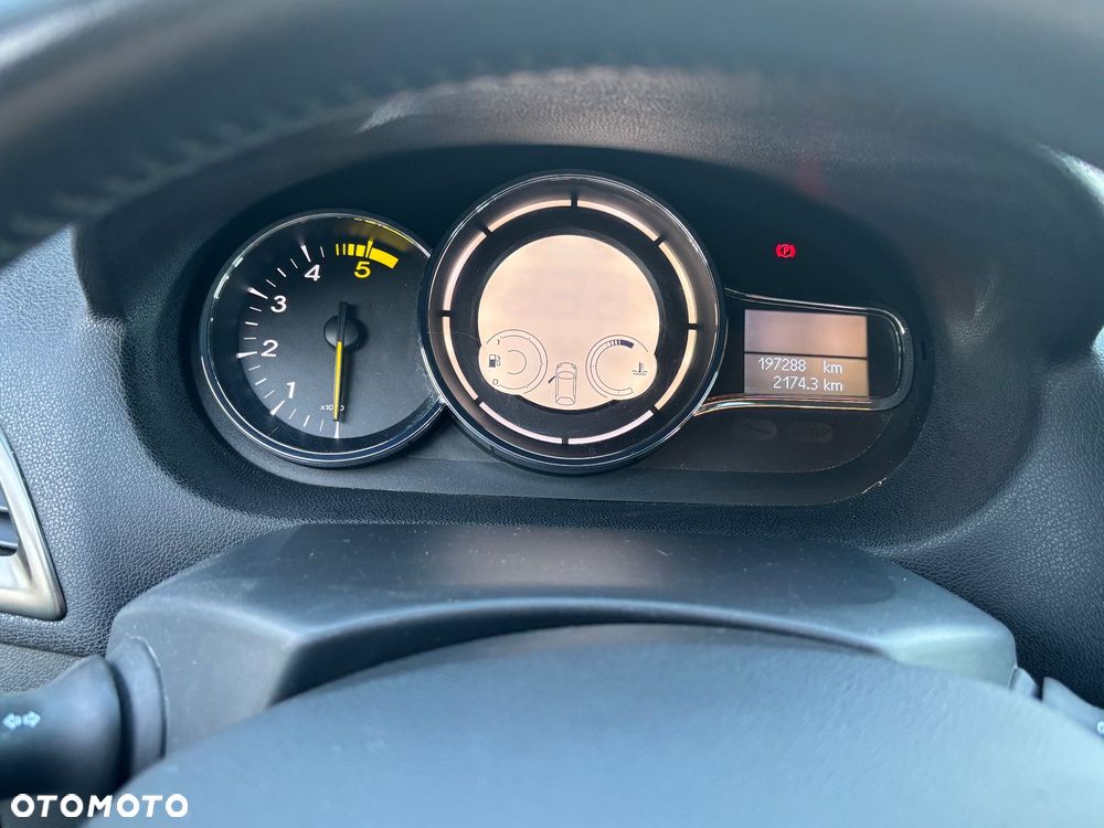 Renault Megane 1.5 dCi Dynamique - 11