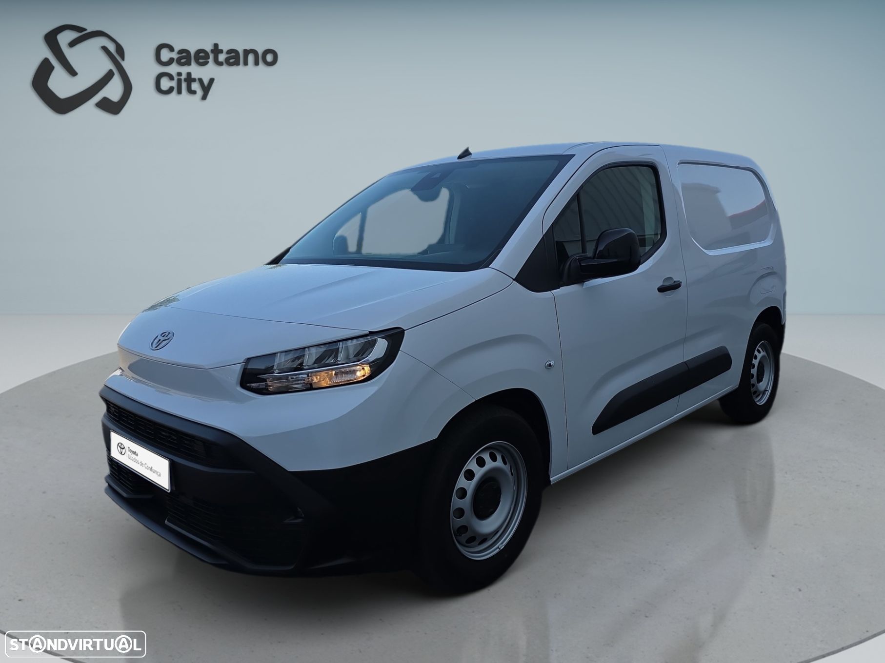 Toyota Proace - 1