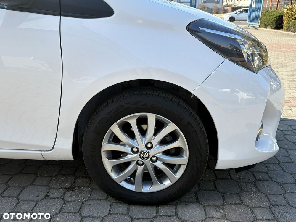 Toyota Yaris - 10