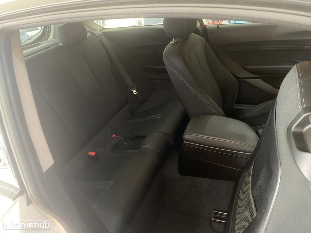 BMW 116 d EDynamics Advantage - 18