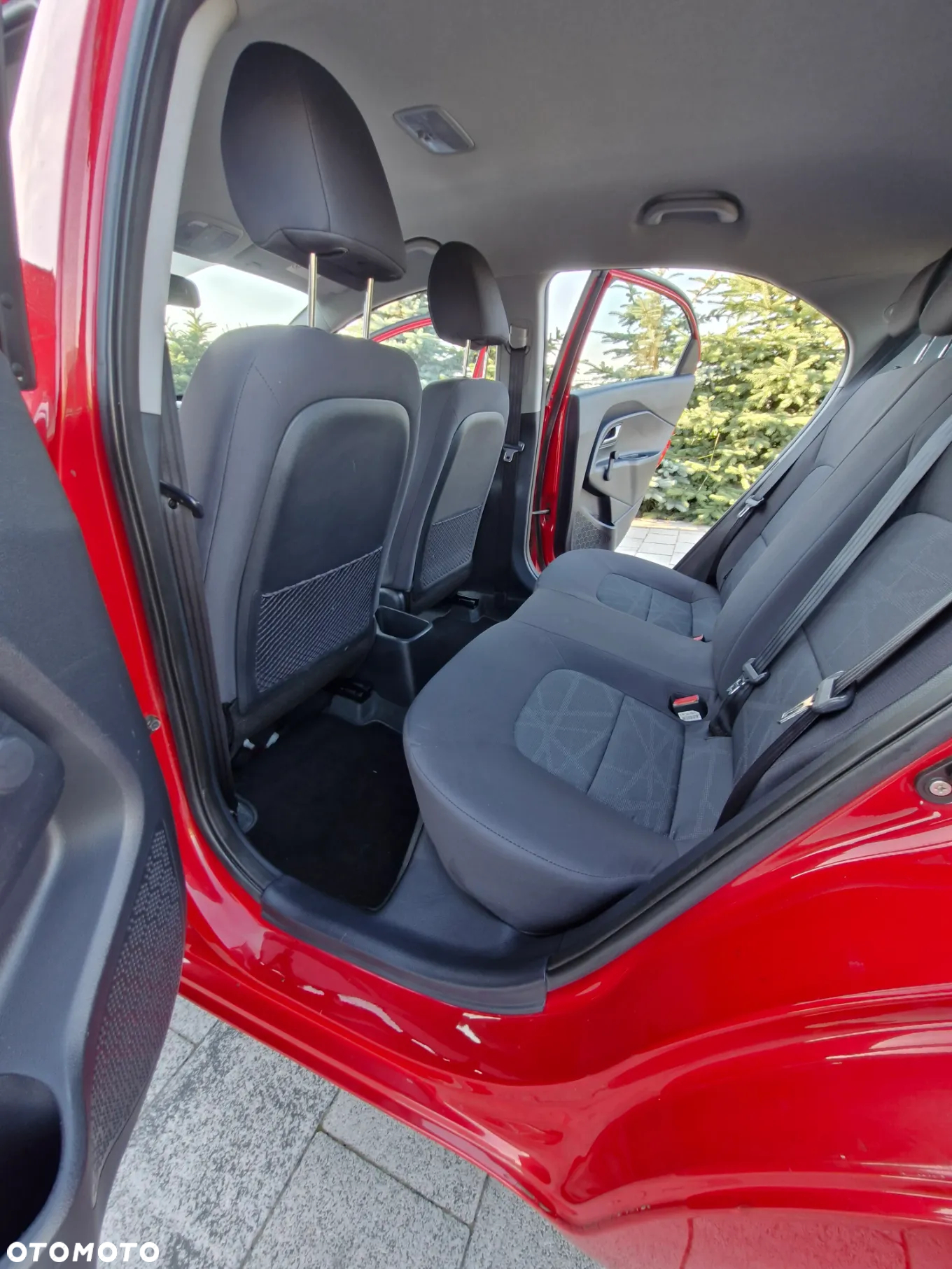 Kia Rio 1.2 Edition 7 - 10