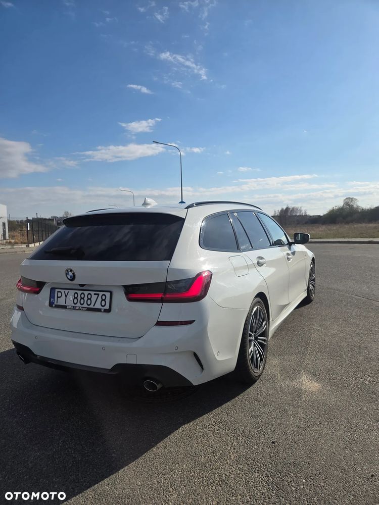 BMW Seria 3 318d M Sport Shadow - 3