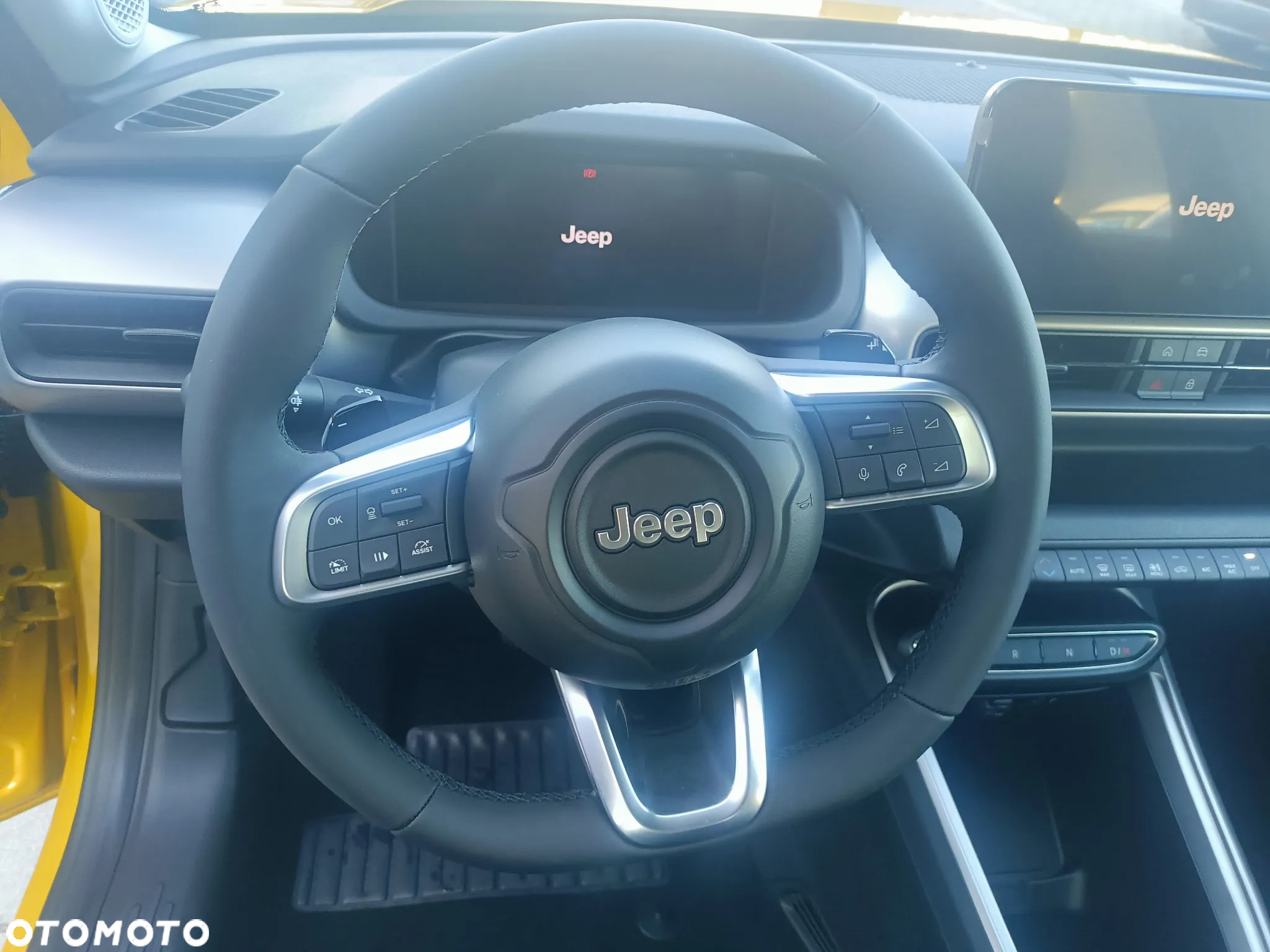 Jeep Avenger 1.2 T3 mHEV Altitude Winter Edition FWD eDCT6 - 14