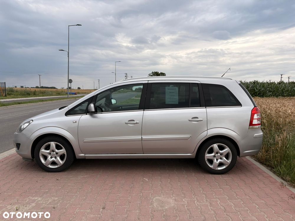 Opel Zafira 1.8 - 10