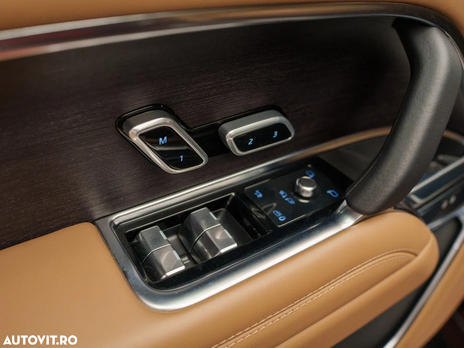 Land Rover Range Rover - 25