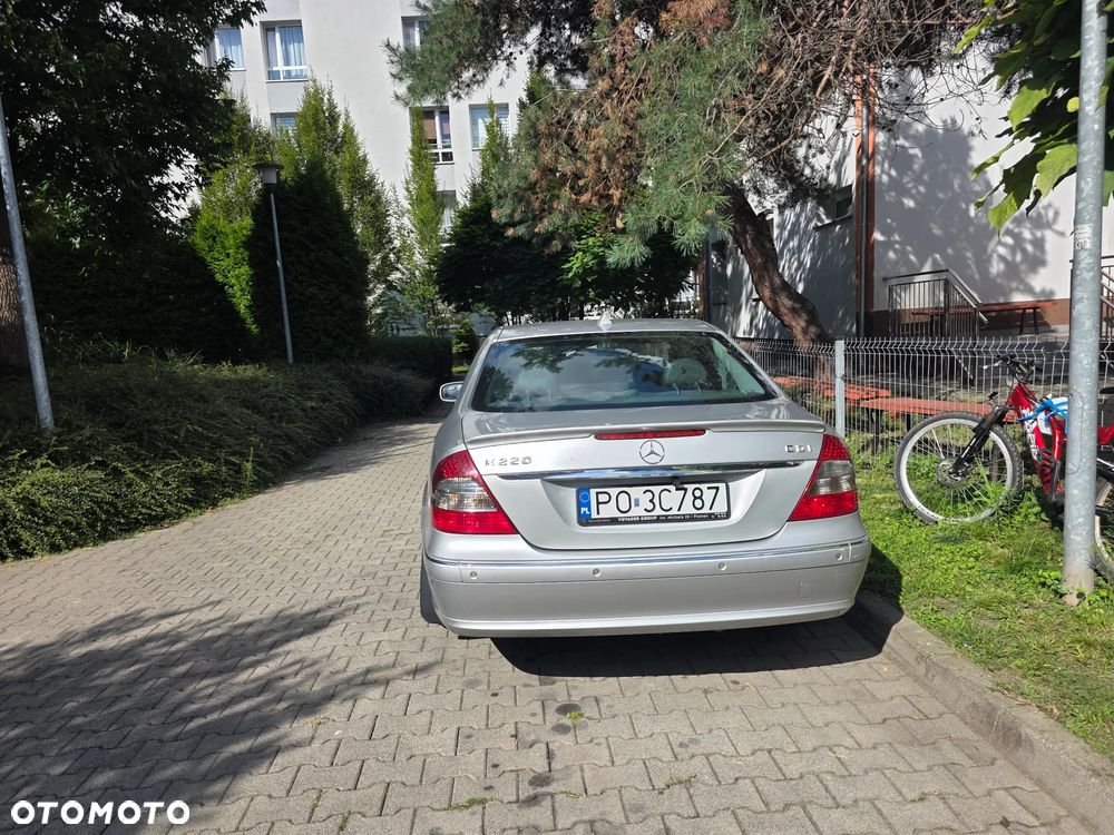 Mercedes-Benz Klasa E 220 CDI Automatik Avantgarde BusinessEDITION - 6