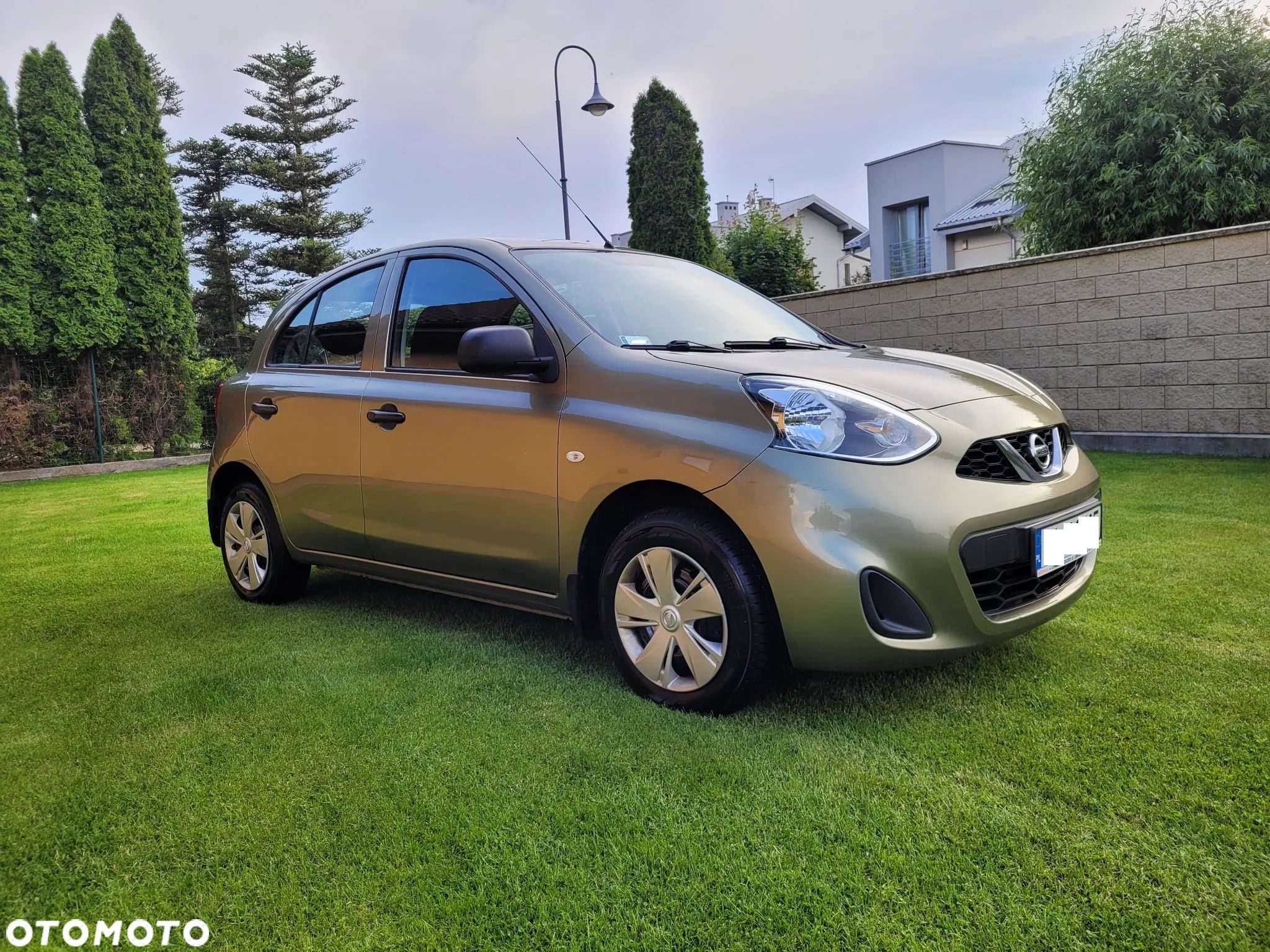 Nissan Micra 1.2 Tekna EU6 - 1