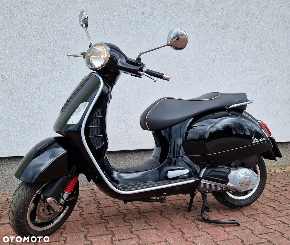 Vespa GTS - 4