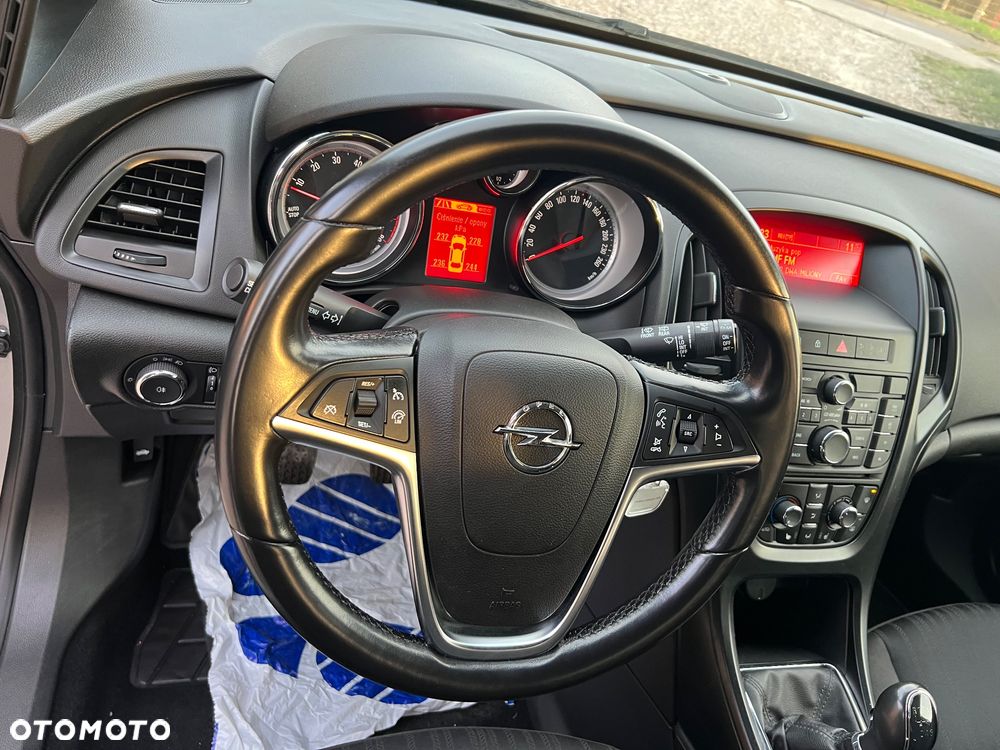 Opel Astra 1.4 Turbo Sports Tourer - 21