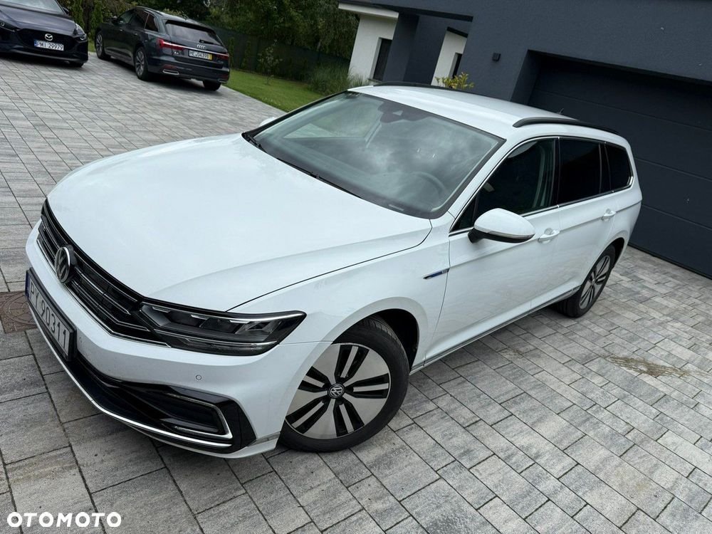 Volkswagen Passat - 22