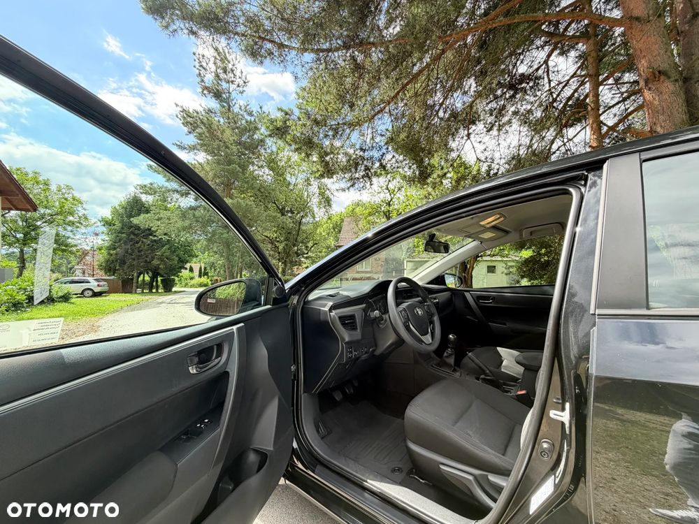 Toyota Corolla 1.6 Comfort - 13