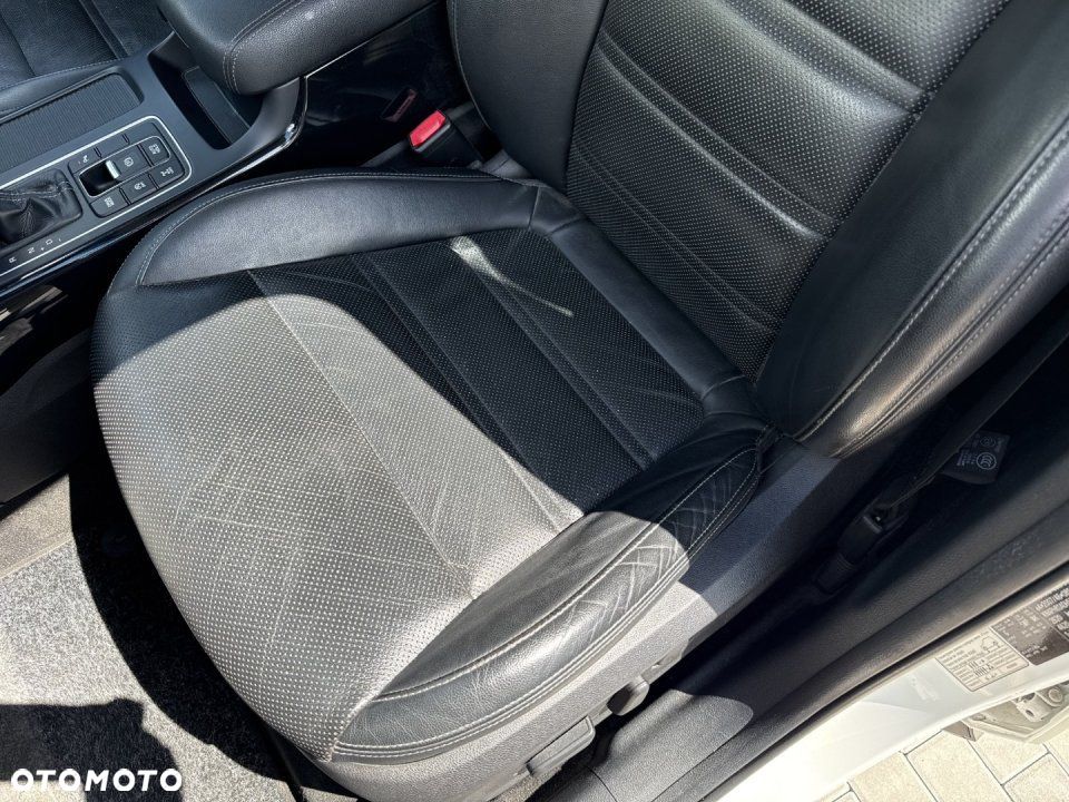 Kia Sorento - 24