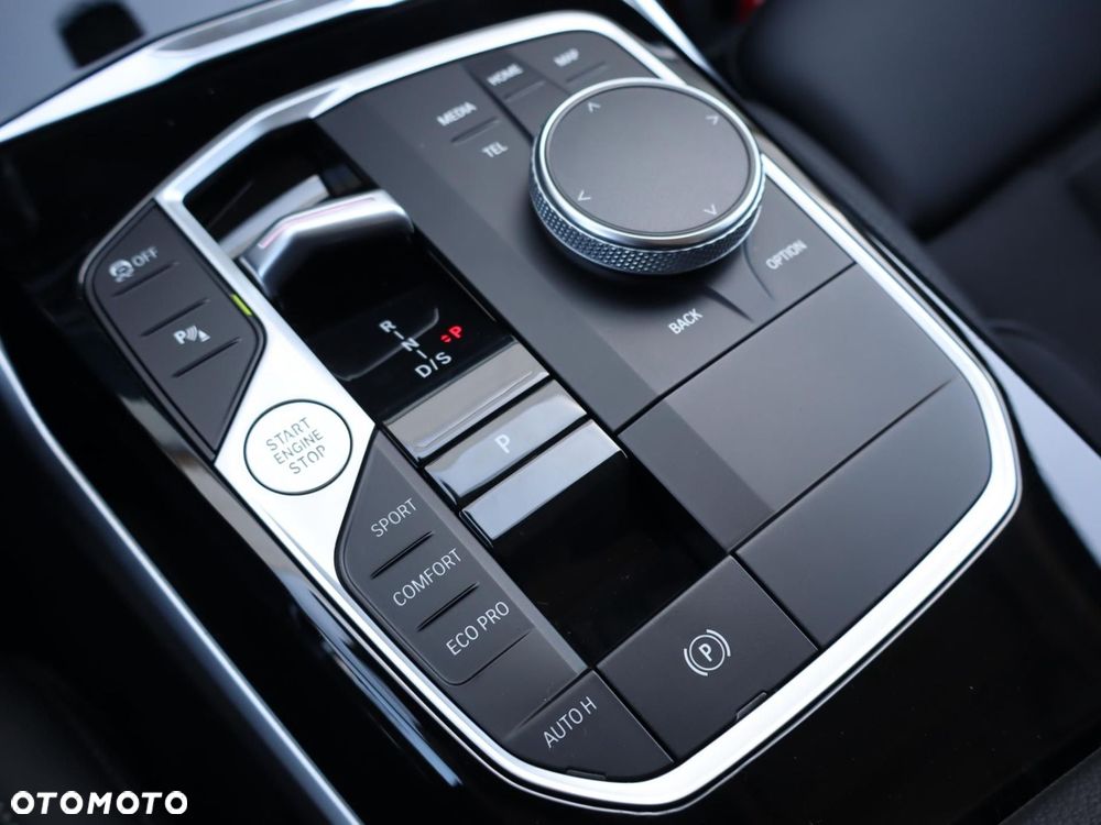 BMW Seria 3 318d - 13
