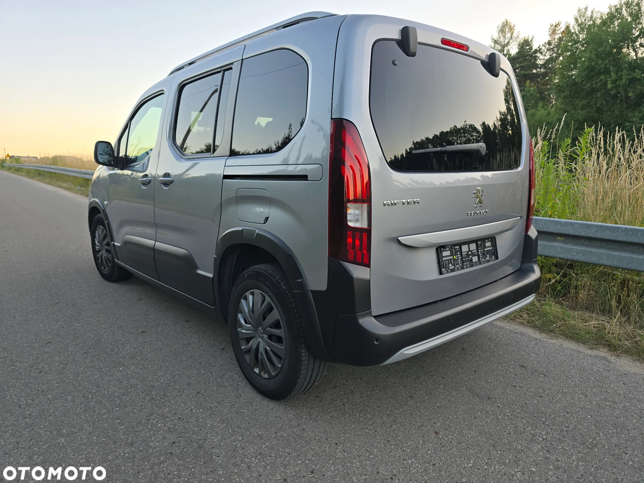 Peugeot Rifter BlueHDI 100 L1 Allure - 4