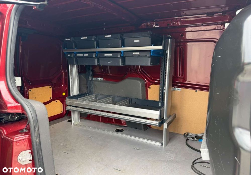 Ford Transit Connect - 19
