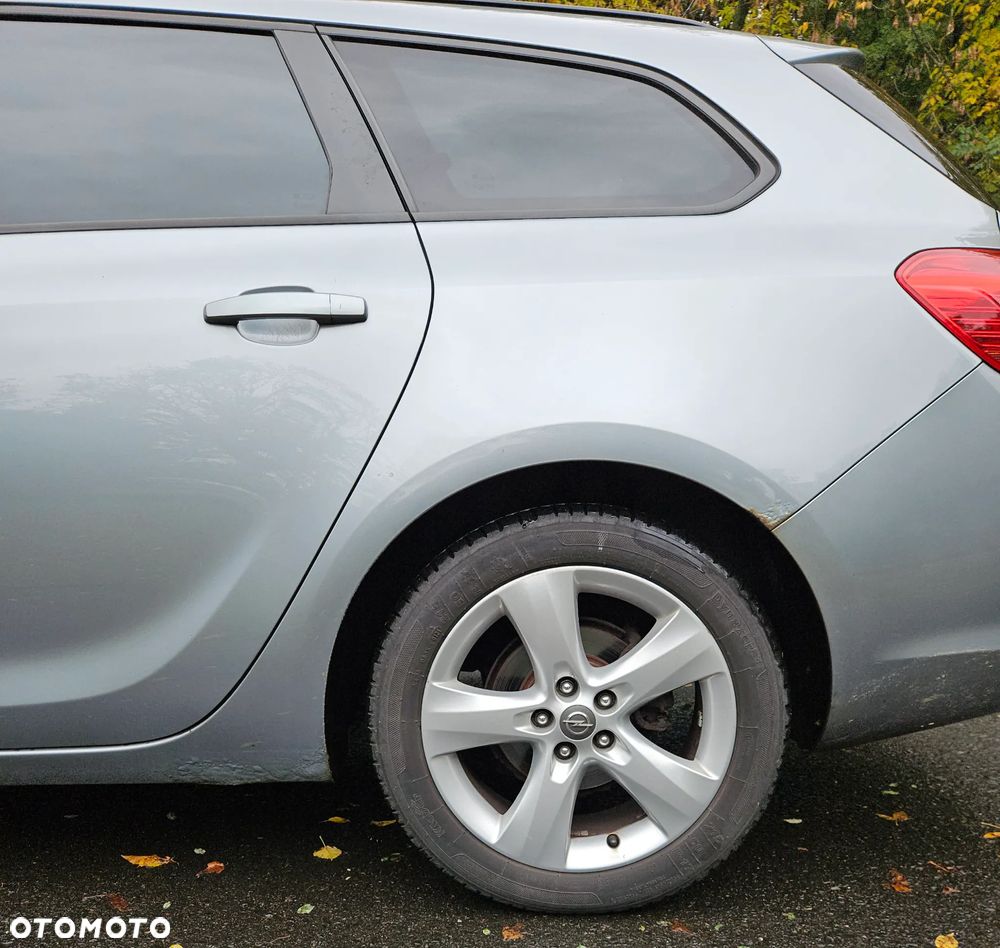 Opel Astra 1.4 Turbo Sports Tourer - 13