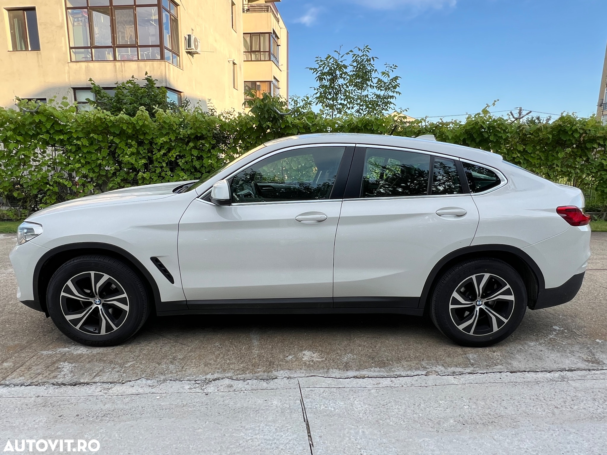 BMW X4 xDrive20i AT - 6