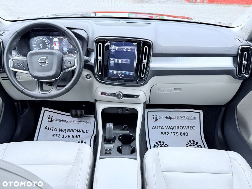 Volvo XC 40 T4 Geartronic Momentum Pro - 37