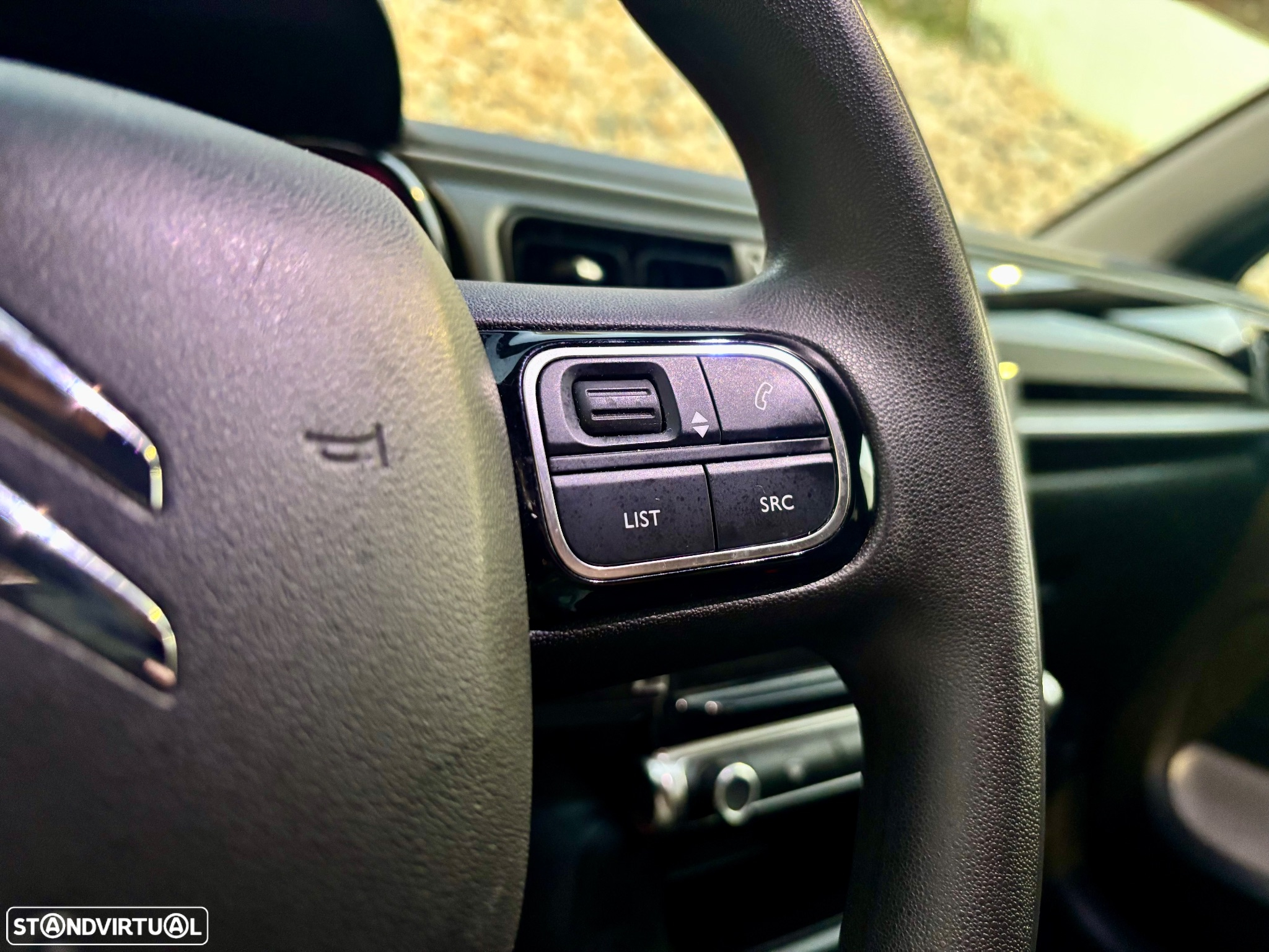Citroën C3 1.2 PureTech Shine - 39
