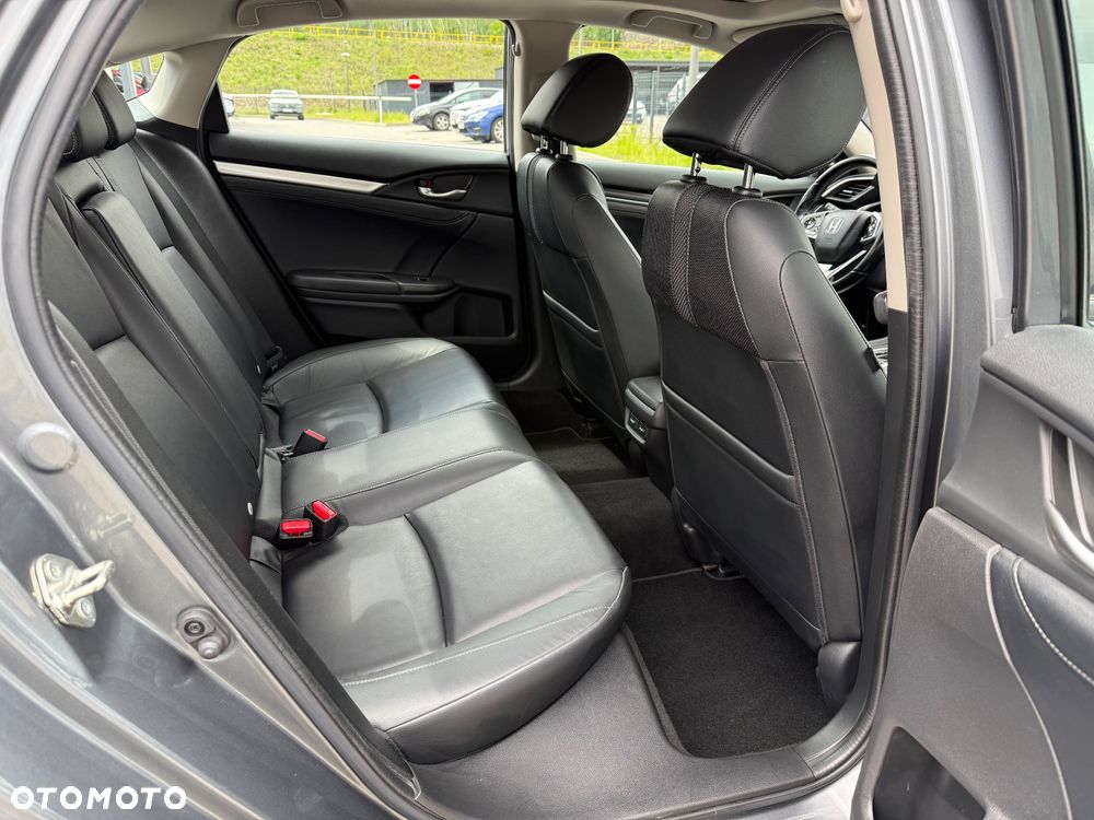 Honda Civic 1.5 T Executive CVT - 27
