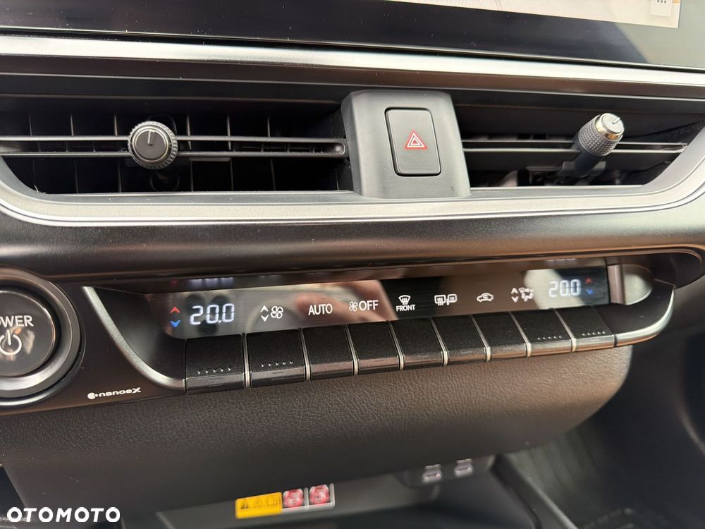 Lexus UX 250h GPF F Sport Design 2WD - 24