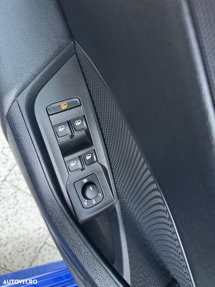 Skoda Octavia 2.0 TDI DSG Ambition - 9