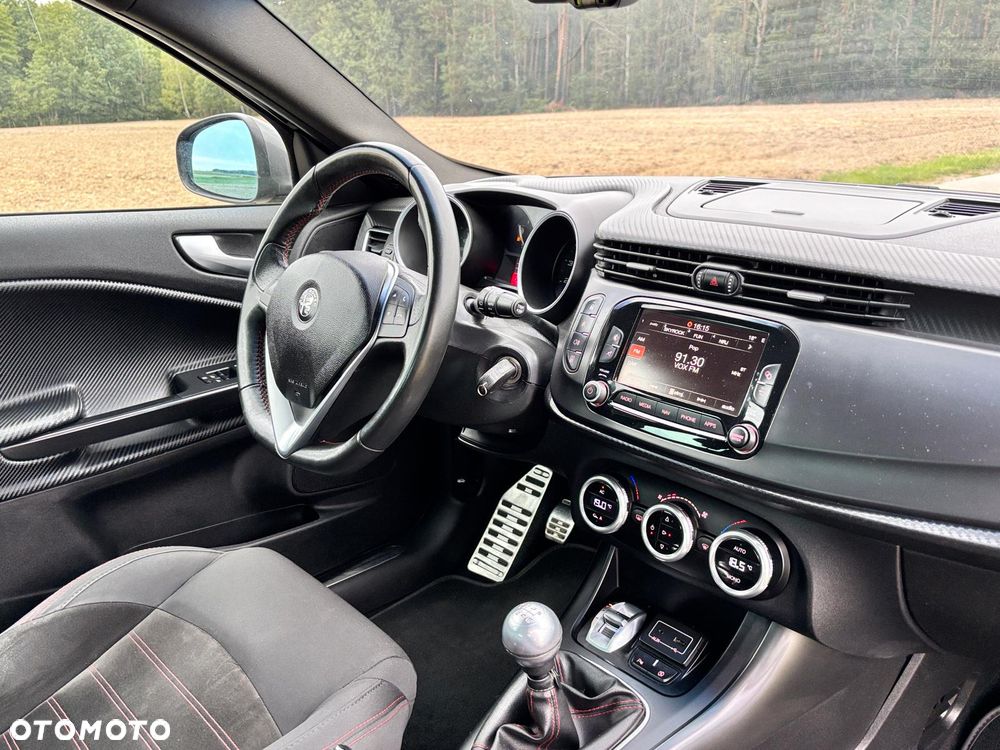 Alfa Romeo Giulietta - 12
