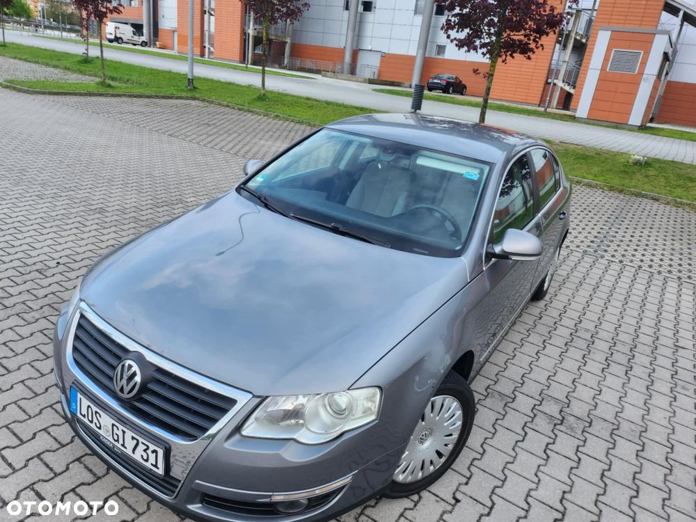 Volkswagen Passat - 3