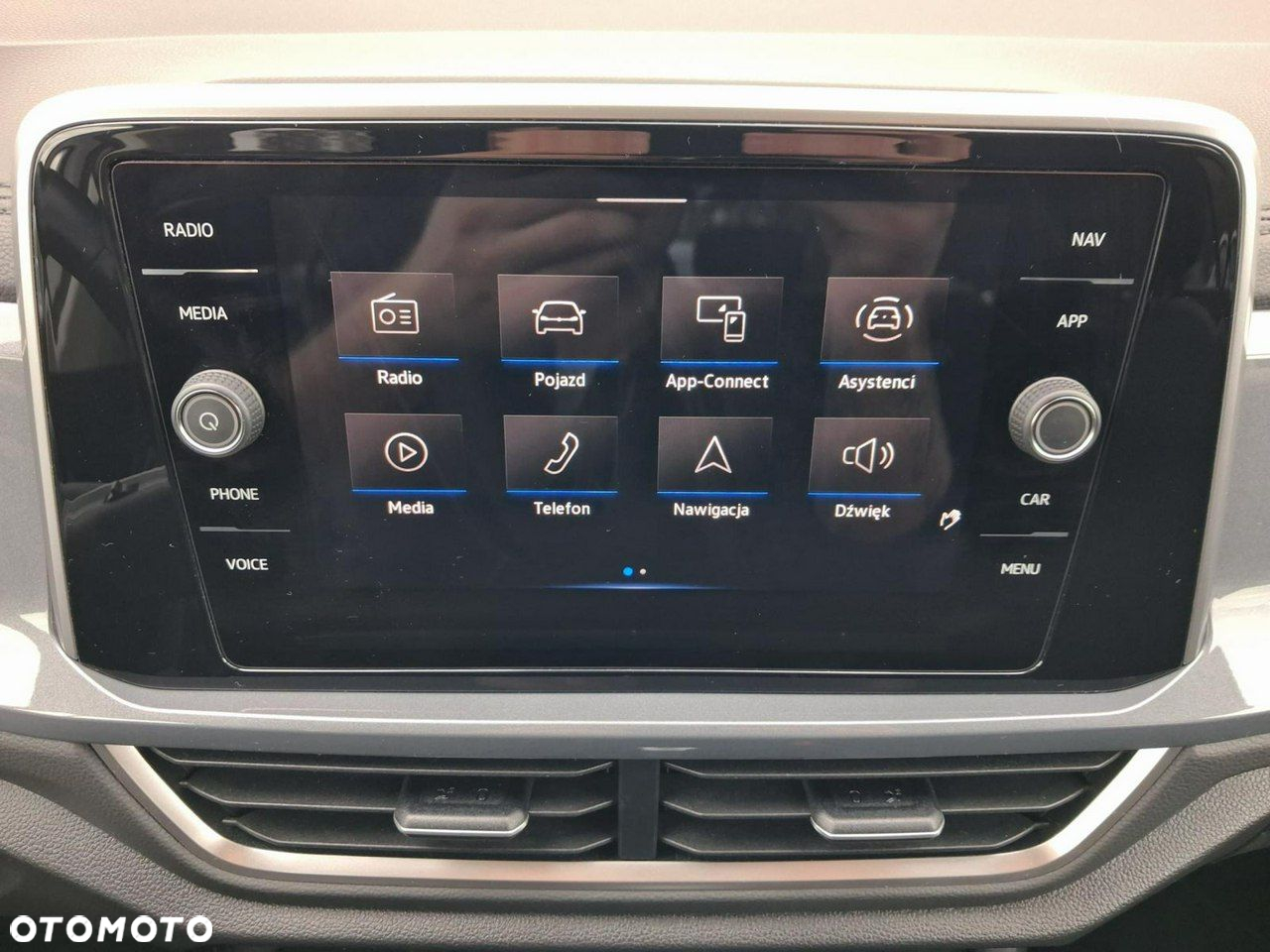 Volkswagen T-Roc - 22