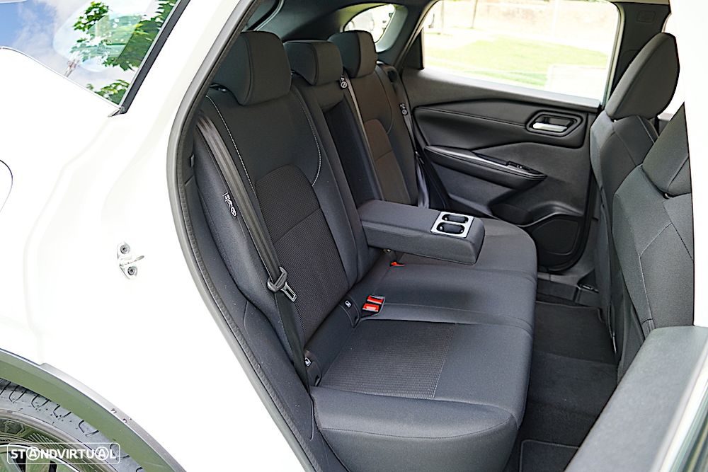 Nissan Qashqai 1.3 DIG-T Acenta - 21