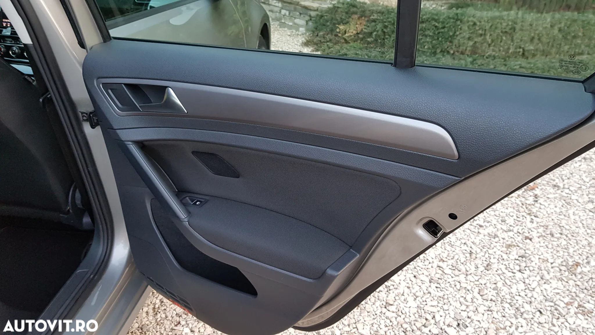 Volkswagen Golf - 19