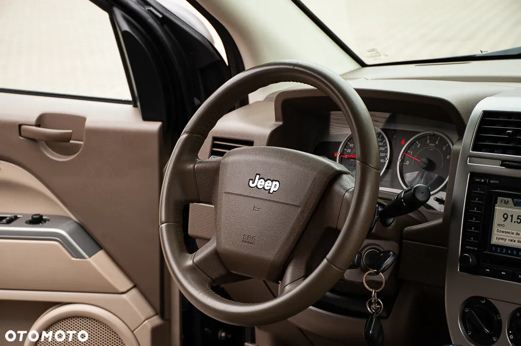 Jeep Compass 2.4 Sport - 28