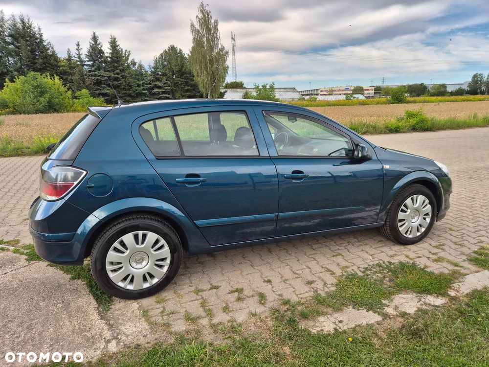 Opel Astra - 24