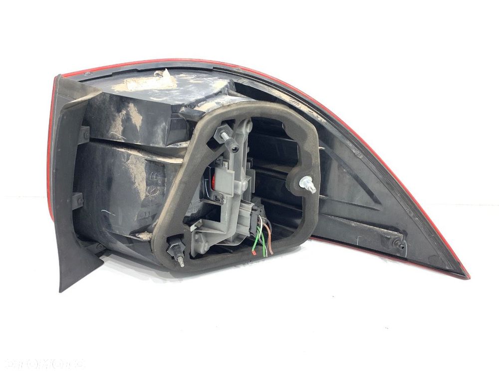 LAMPA LEWY TYŁ  VW GOLF V Variant (1K5) 2007 - 2009 1.9 TDI 77 kW [105 KM] olej napędowy 2007 - - 3