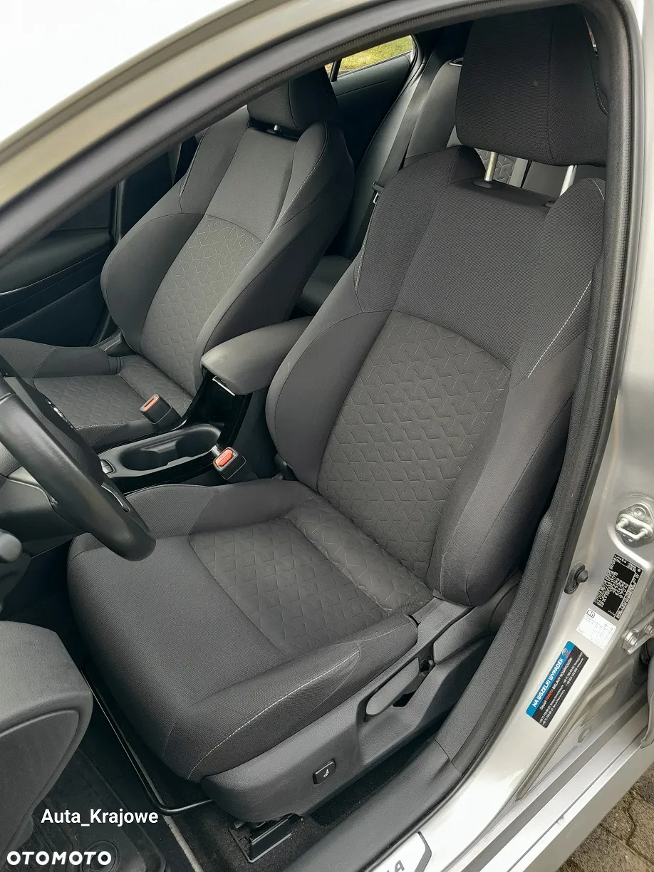 Toyota Corolla 1.8 Hybrid Comfort - 27