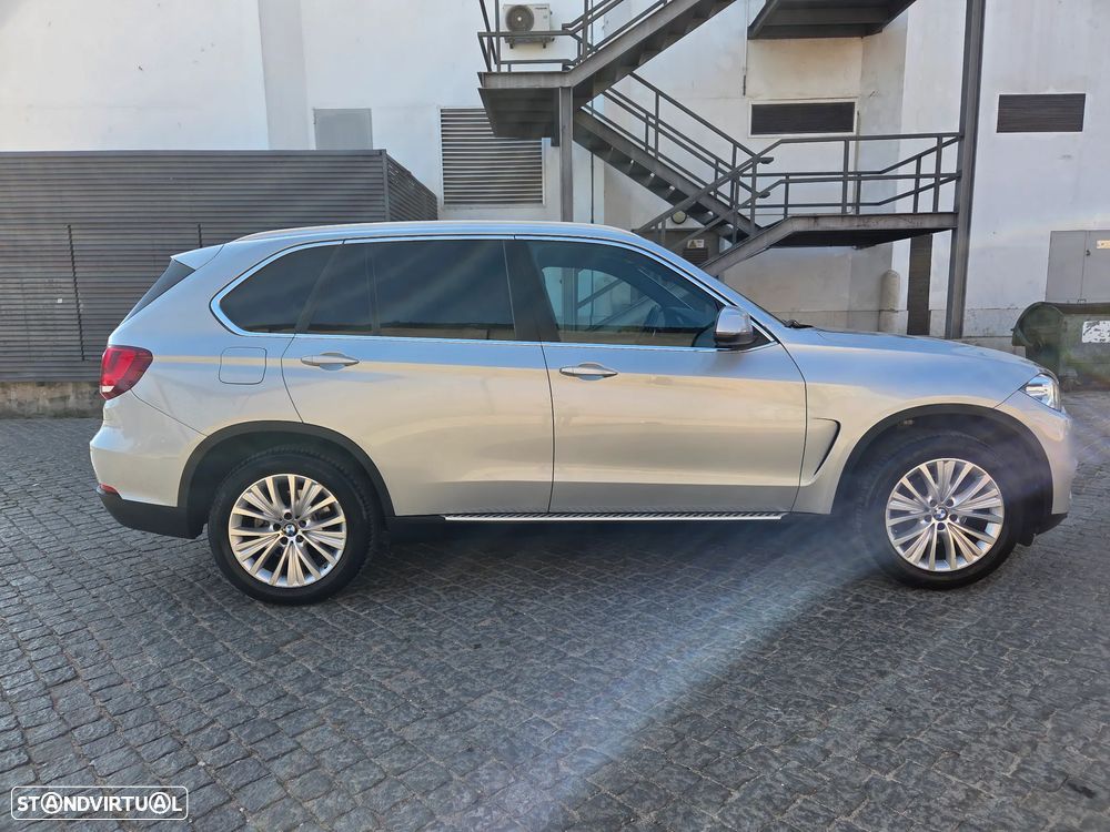 BMW X5 25 d sDrive Comfort 7L - 5