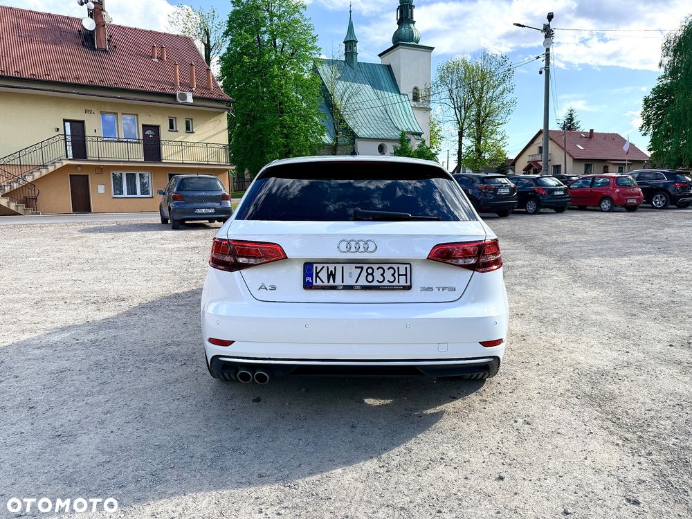 Audi A3 Sportback 35 TFSI S tronic - 5