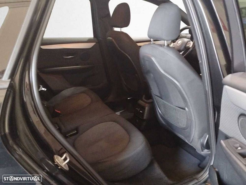 BMW 216 Active Tourer - 10