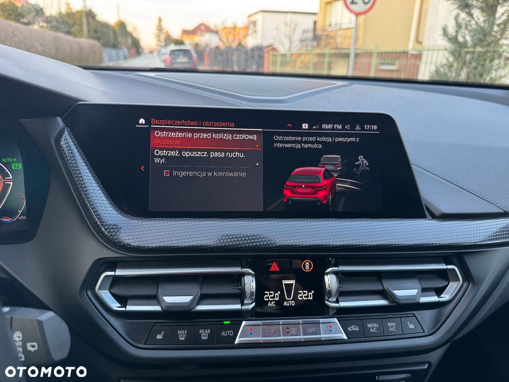 BMW Seria 1 118d Edition M Sport Shadow - 23