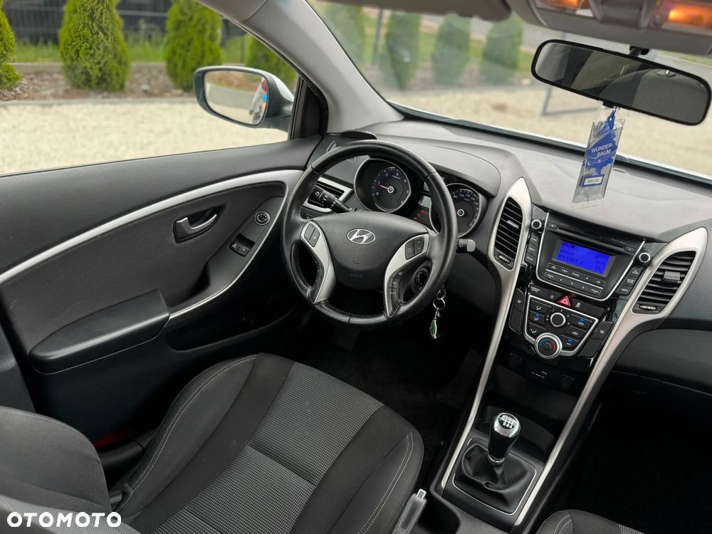 Hyundai i30 1.6 CRDI Intro Edition - 14
