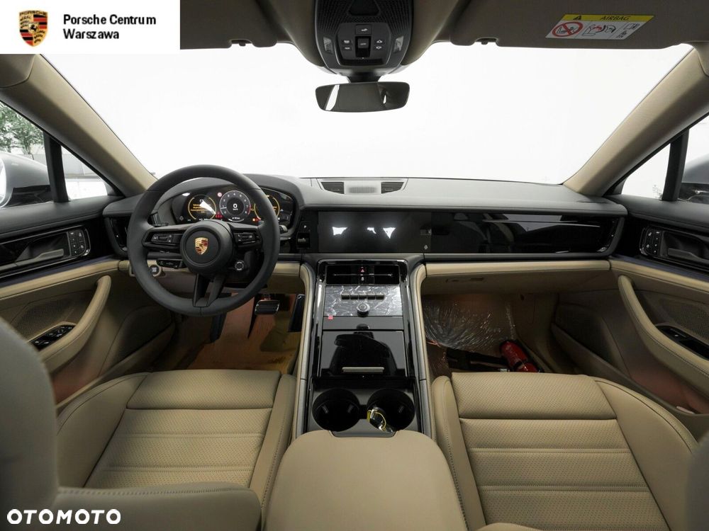 Porsche Panamera - 8