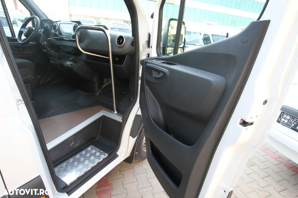 Mercedes-Benz sprinter 517 22+1+1 *stock* - 14