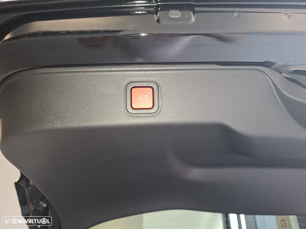 Fiat 600 1.2 Hybrid Sport - 24